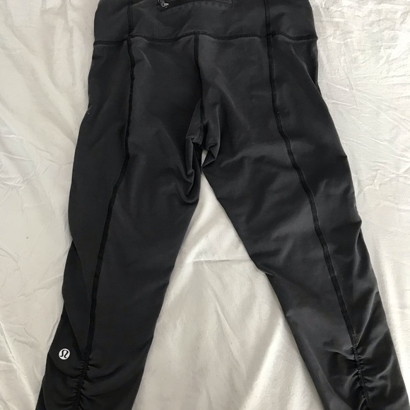 Capri Lululemon legging - Picture 5 of 5